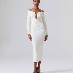 Carolina Herrera Deep U-neck Ruched Midi-Off-Shoulder Dress in Ivory NWT